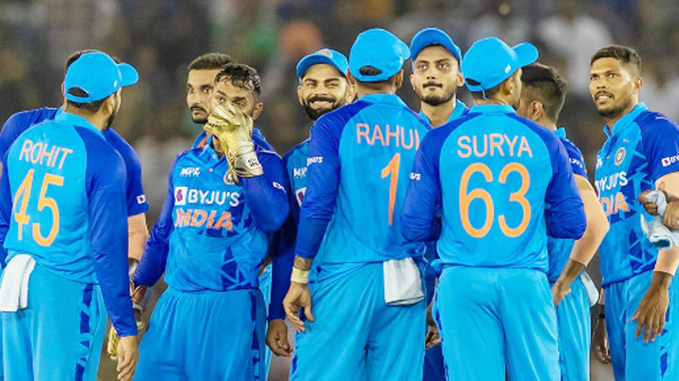 ind vs aus 2nd t20 match dinesh karthik flop batting t20 career wicketkeeper batsman indian team | Team India: 37 साल का ये प्लेयर भारतीय टीम के ऊपर बना है बोझ, खत्म होने से अब नहीं बच सकता करियर!