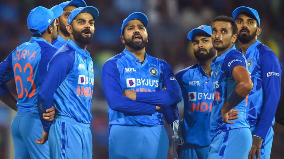 IND vs BAN match hashtag cheating trend on social media T20 World Cup 2022 | IND vs BAN: टीम इंडिया पर फिर लगा ‘Cheating’ का आरोप, भारत-बांग्लादेश मैच में घटी इस घटना पर हुआ बवाल
