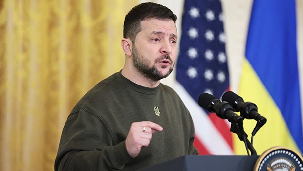 Zelensky Addresses Congress About War In Ukraine – Hollywood Life