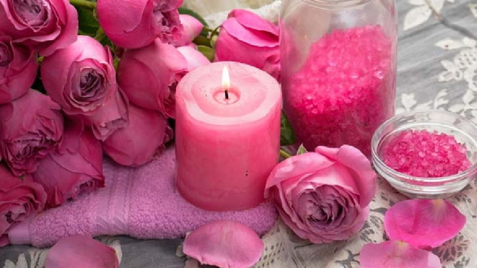 prepare rose flower mixture at home in winters know amazing health benefits nsmp | विंटर में घर पर बनाएं गुलाब के फूलों का मिक्सचर, जानें इसके अमेजिंग हेल्थ बेनिफिट्स