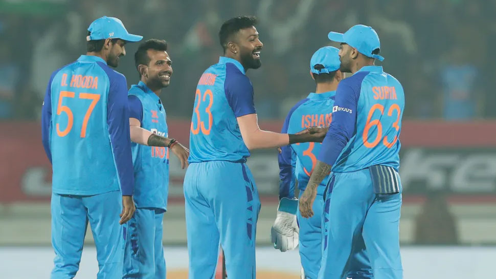IND vs SL Hardik Pandya not give single chance to Ruturaj Gaikwad in T20 series | IND vs SL: टीम इंडिया में शुरू हुए इस खिलाड़ी के बुरे दिन, 10 मैचों में ही खत्म होने की कगार पर पहुंचा करियर!