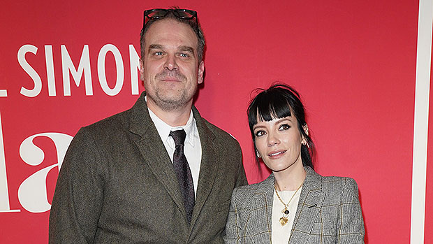 David Harbour & Lily Allen Give Tour Of Their Brooklyn Townhome: Video – Hollywood Life