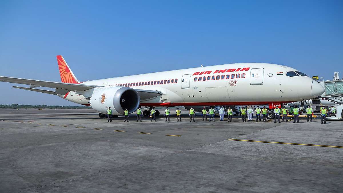 Air India hiring 550 cabin crew members 50 pilots every new aircraft to start arriving by 2023 end says CEO Campbell Wil