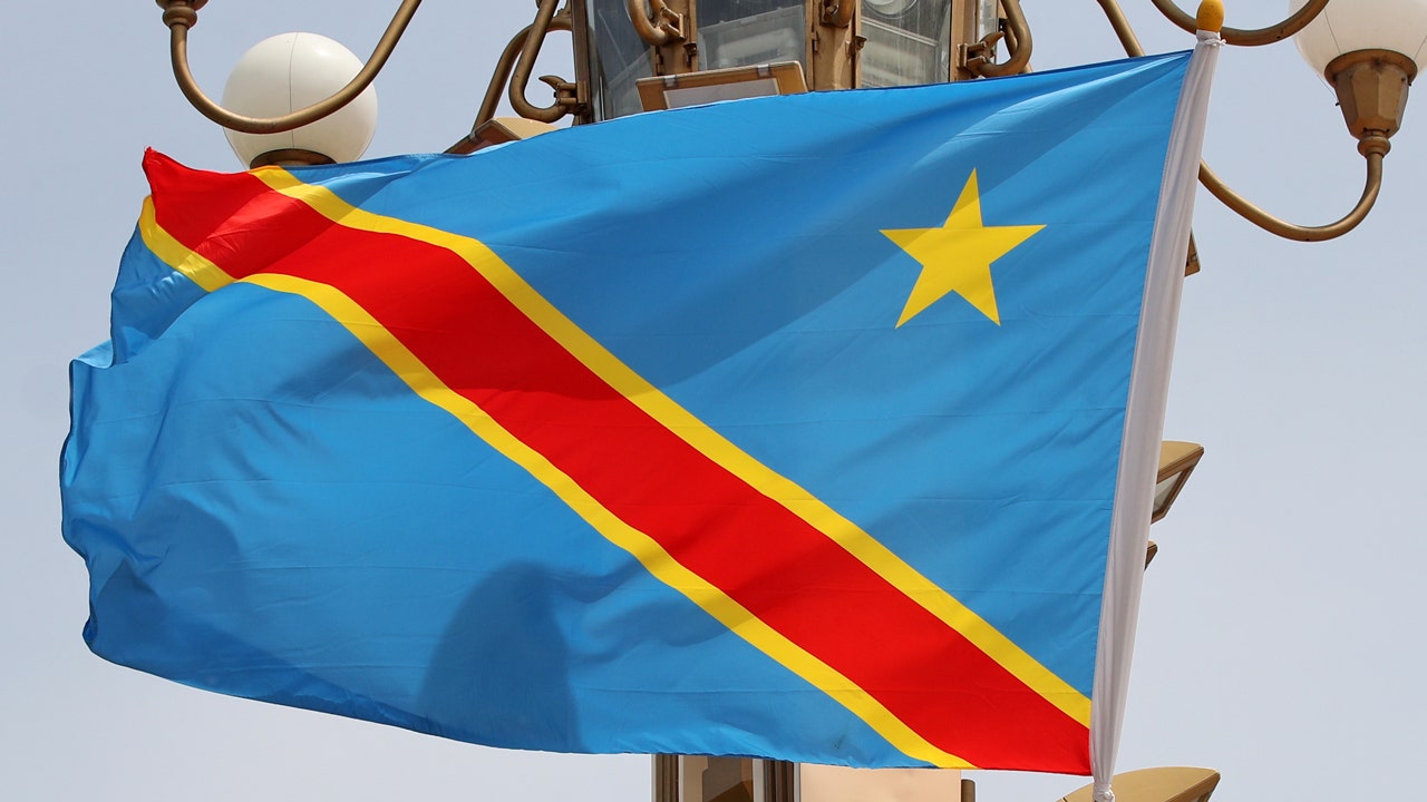 2 boats crash in western Congo; death toll unclear