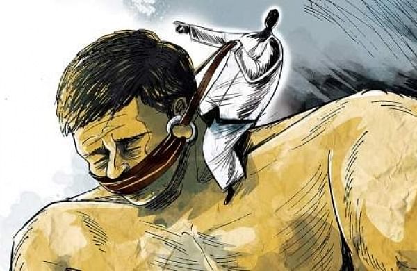 Caste violence; Man urinates on tribal labour in MP’s Sidhi district-