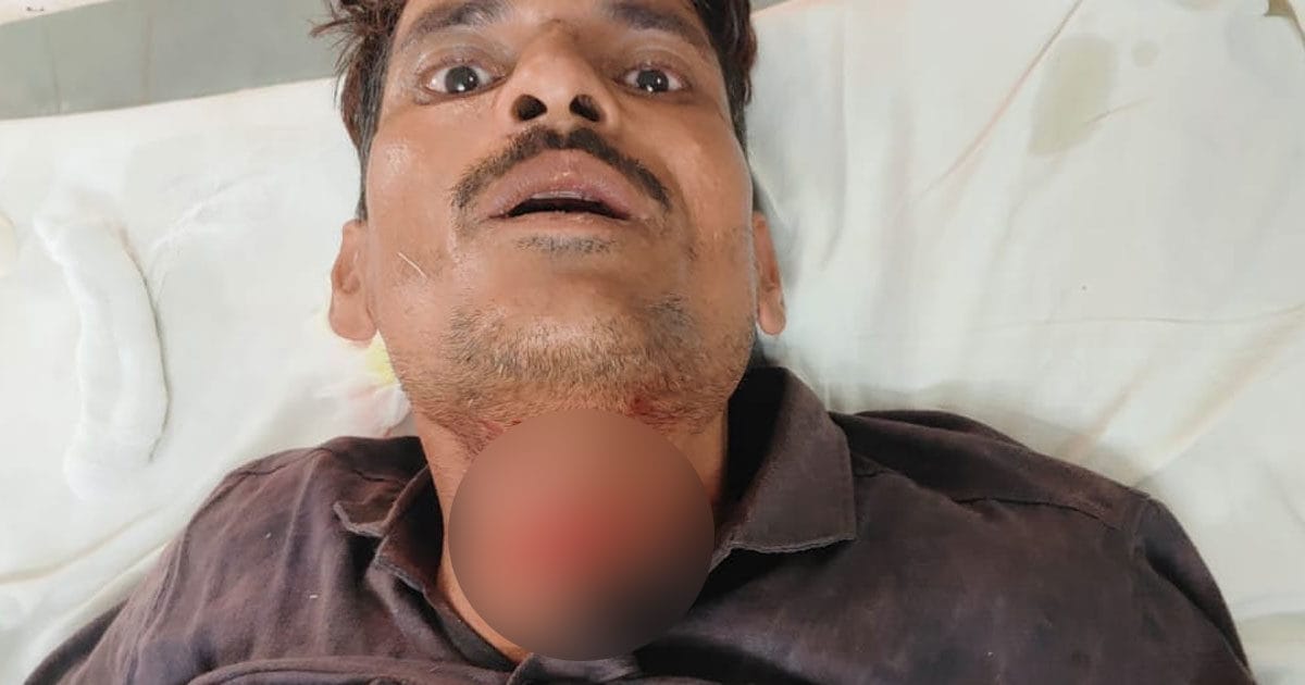 Hardoi News: पुलिस कस्टडी में युवक ने काटी गर्दन, हालत गंभीर, चोरी के शक में लाया गया था थाने