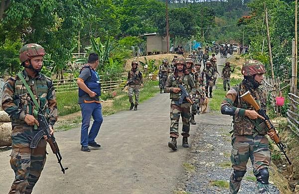 Mob loots assault rifles, over 19,000 bullets from police armoury in Manipur-