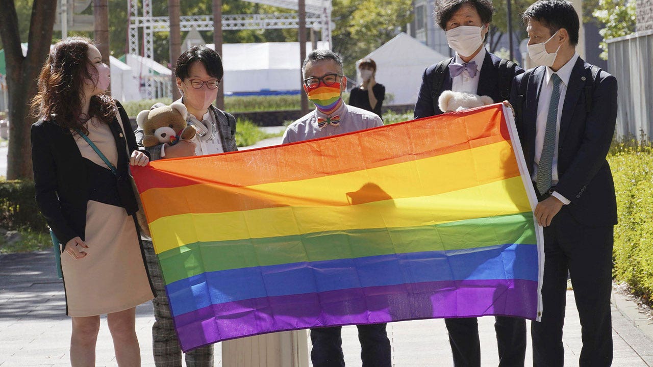 Japanese court rules surgery not required to legally change gender