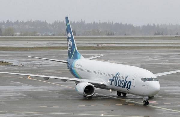 Off-duty pilot arrested for trying to crash Alaska Airlines flight-
