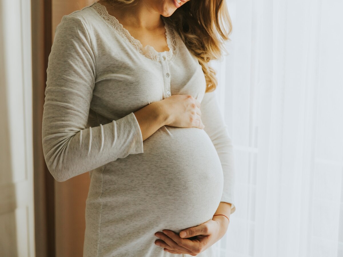 Pregnancy Tips: do not ignore these 3 vaccines during pregnancy it will create trouble for mother and baby | प्रेग्नेंसी में गलती से भी इन 3 वैक्सीन को न करें इग्नोर, मां-बच्चे के लिए खड़ी हो जाएगी मुसीबत