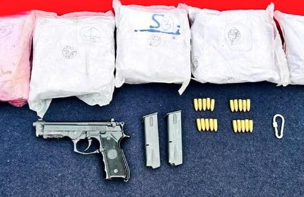 BSF Punjab Frontier intercepts Pakistani drone, pistol and 5.240 kg heroin recovered-