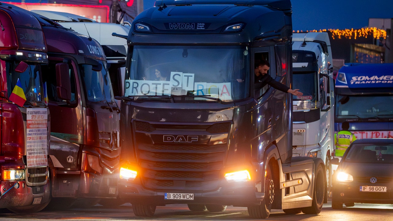 Romanian trucker convoy continues as negotiation attempts fall through