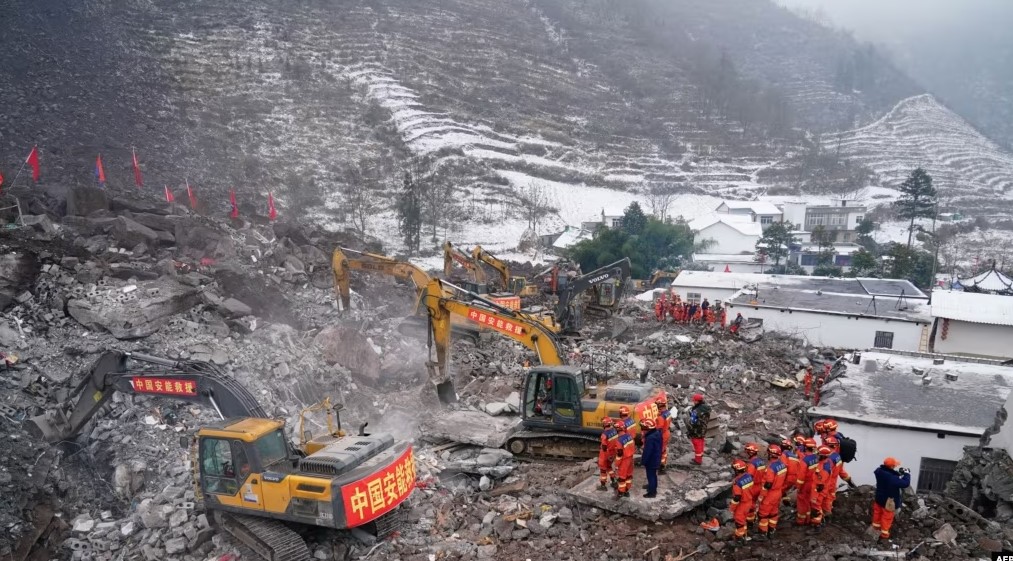 Toll in southwest China landslide rises to 34, President Jinping orders ‘all-out’ rescue efforts