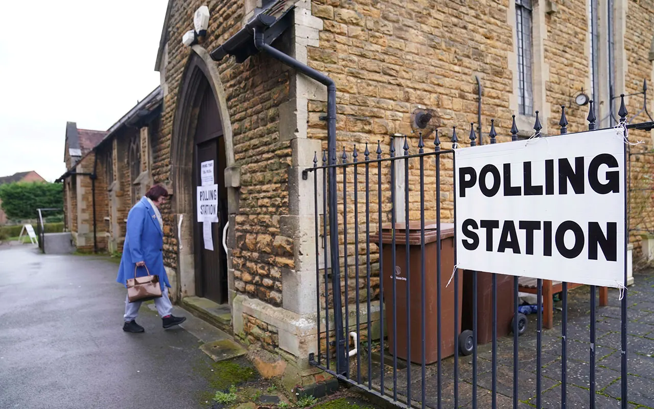 Voting underway in UK special elections could signal challenges for Sunak