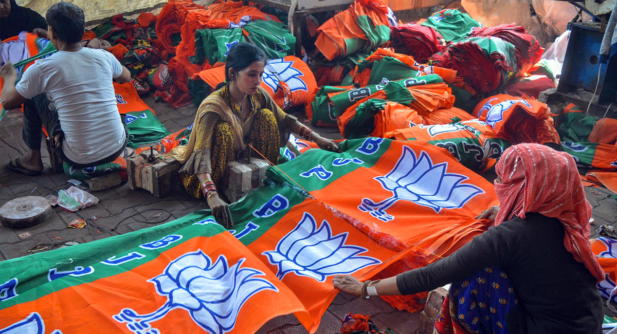 BJP fields ex-Congress MLAs in Himachal Pradesh, Gujarat bypolls