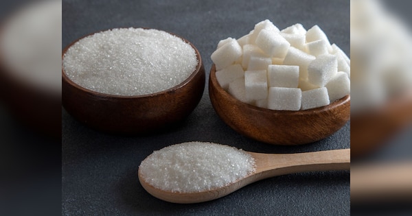 Does sugar is actually bad for your health know how to eat sweets in healthy way | क्या सच में जहर की तरह काम करती है चीनी? जानें हेल्दी तरीके से कैसे खा सकते हैं मीठा