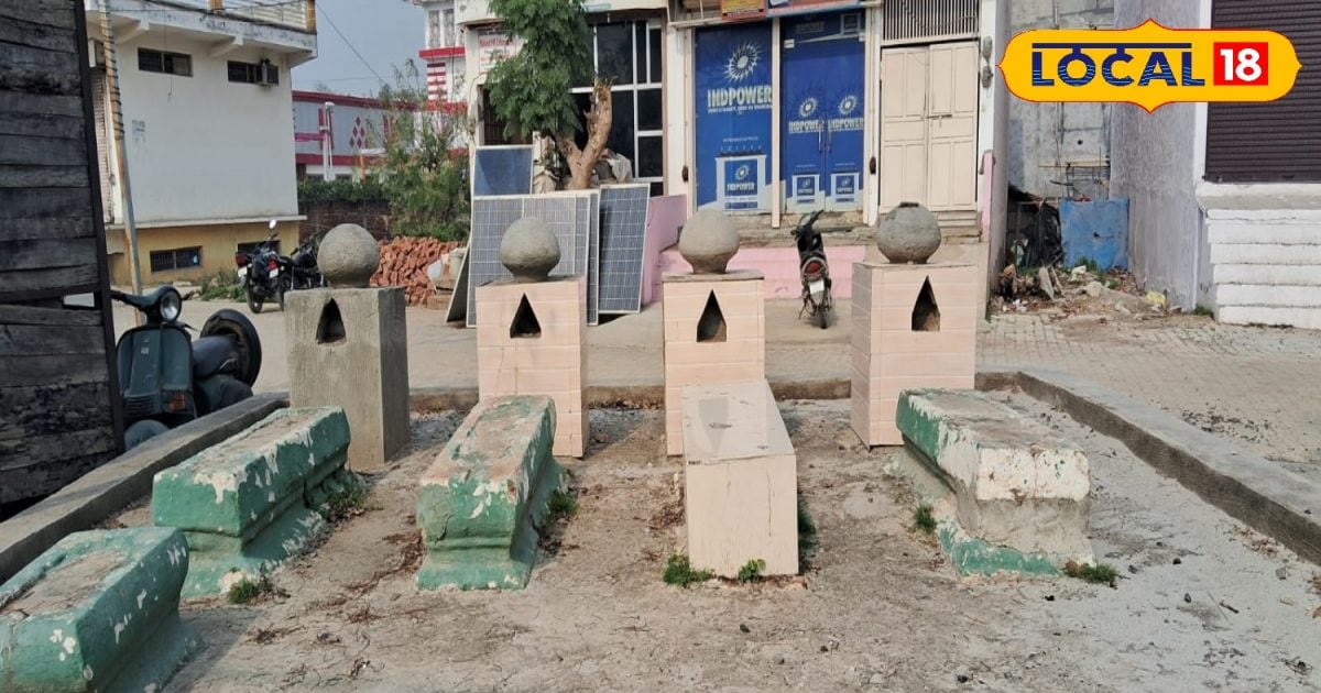 Four graves are the symbol of friendship, this road in Bulandshahr is known as Char Yaar – News18 हिंदी