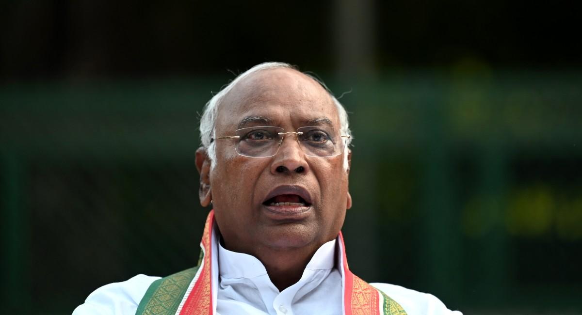 Kharge targets Centre, says Household Consumption Expenditure Survey ‘election-inspired’
