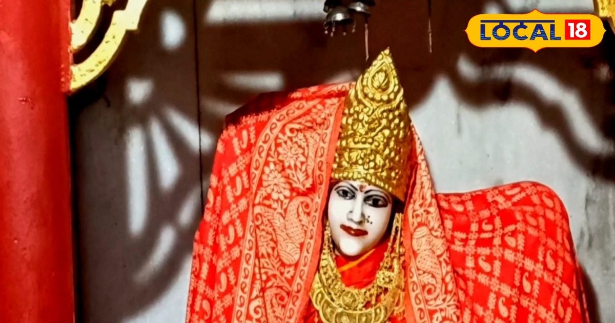 Rampur Shri Shaktipeeth Durga’s glory is amazing, gave personal darshan to the priest of the temple – News18 हिंदी