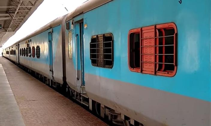 Special train departs Guntur for Warangal to manage increased demand