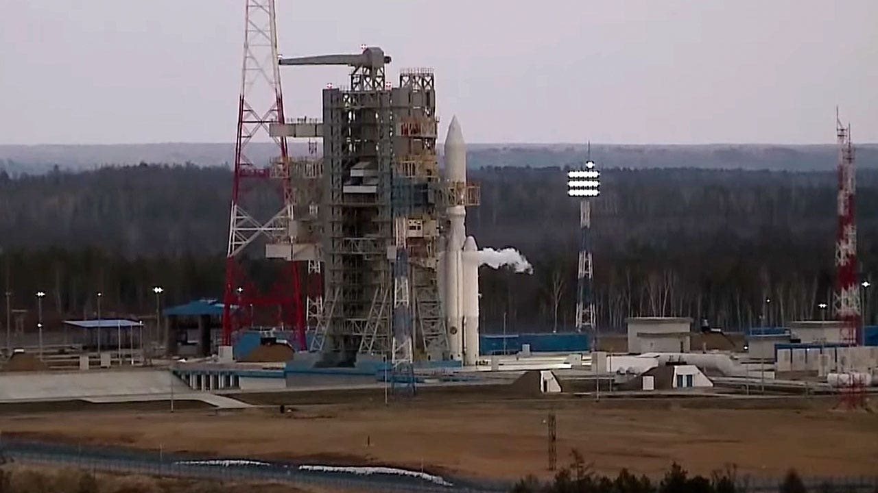 Russia aborts heavy-lift rocket launch second day in a row