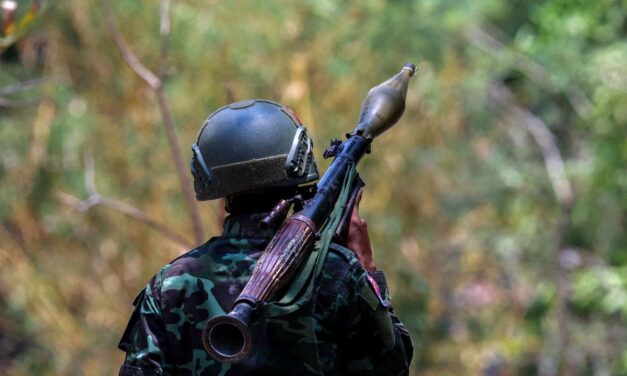 Burmese rebels guard border town against junta attempt to reclaim it